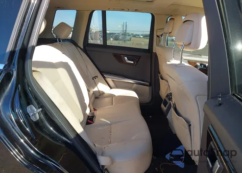 2013 Mercedes-Benz Glk 350 z USA, uszkodzony, nr VIN WDCGG5HB0DF984163